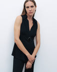 Black Accessory Detailed Blouse