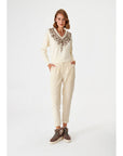 Handcrafted Ecru Knitwear Sweater Contrast Flower Embroidery Fınal Item - Porterist 3