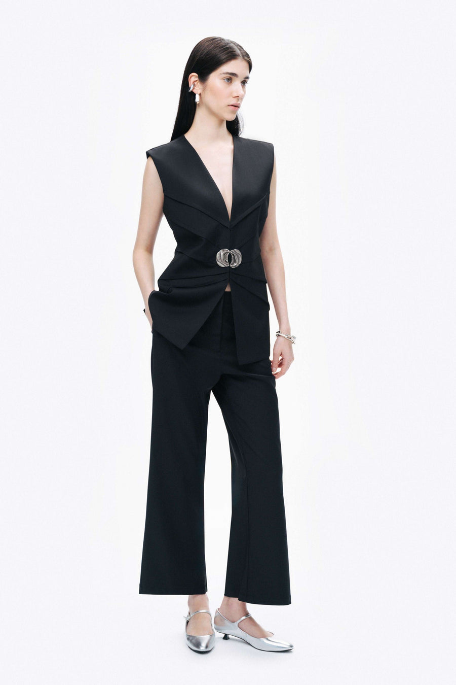 Black Double-Pleated Pants