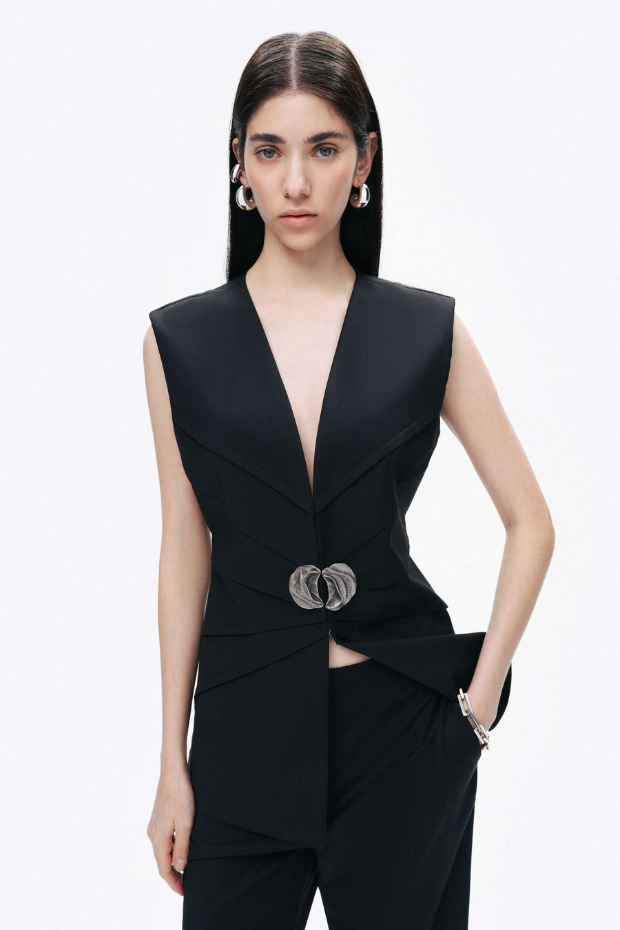 Black Double-Pleated Pants
