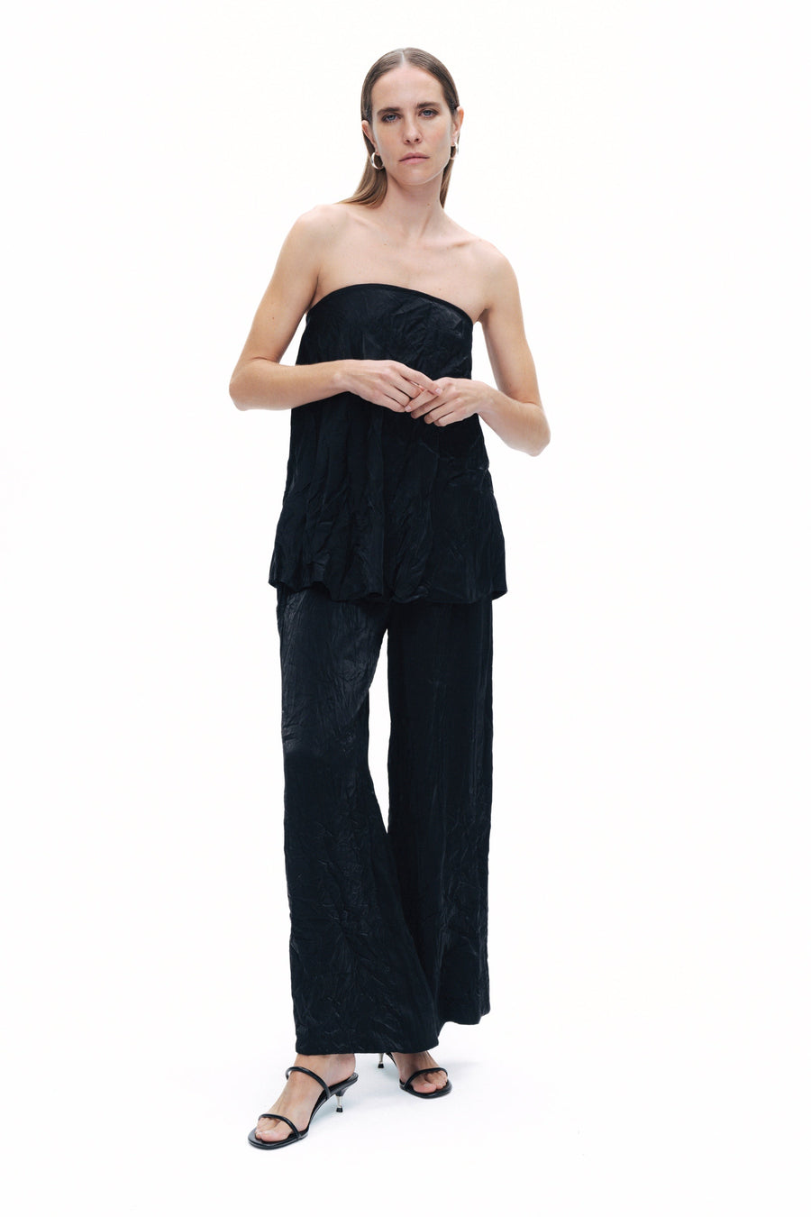 Black Wrinkled Strapless Blouse