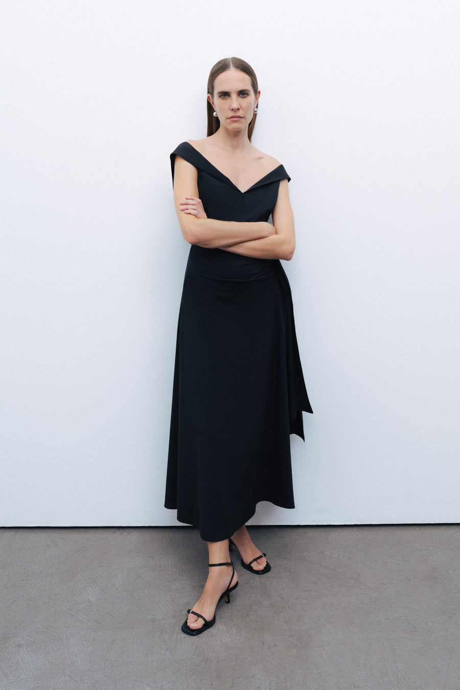 Black Tie Detail Midi Dress