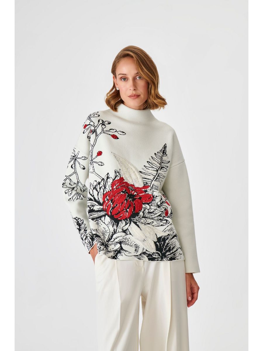 Loose Fit Ecru Sweater With Handcrafted Flower Embroidery Fınal Item - Porterist 1