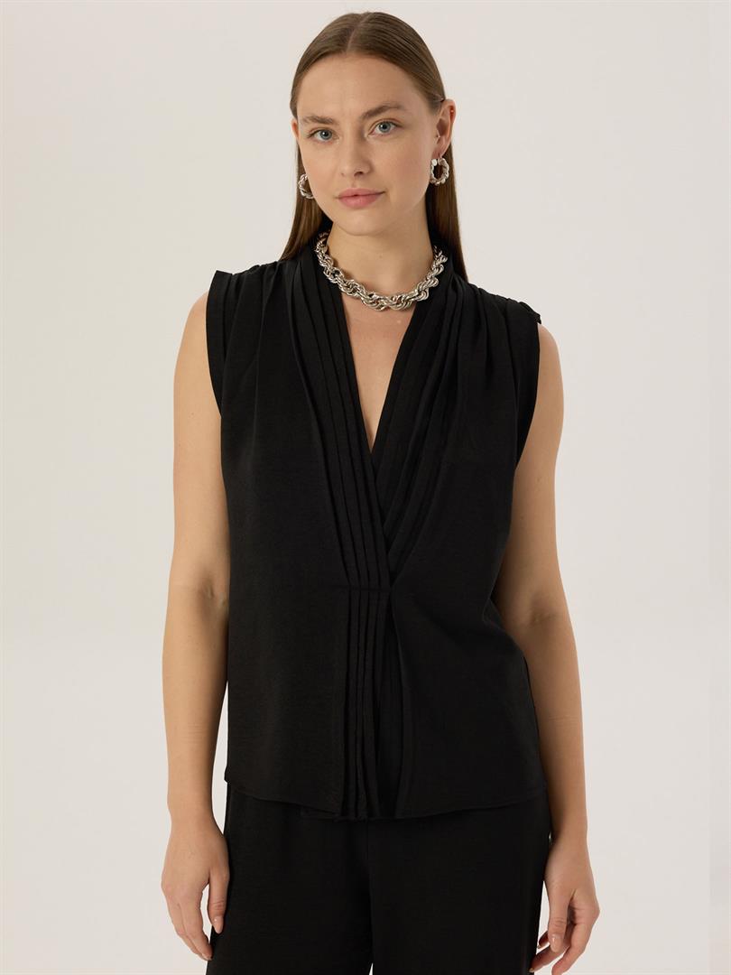 Front Pleated V-Neck Sleeveless Blouse - Black