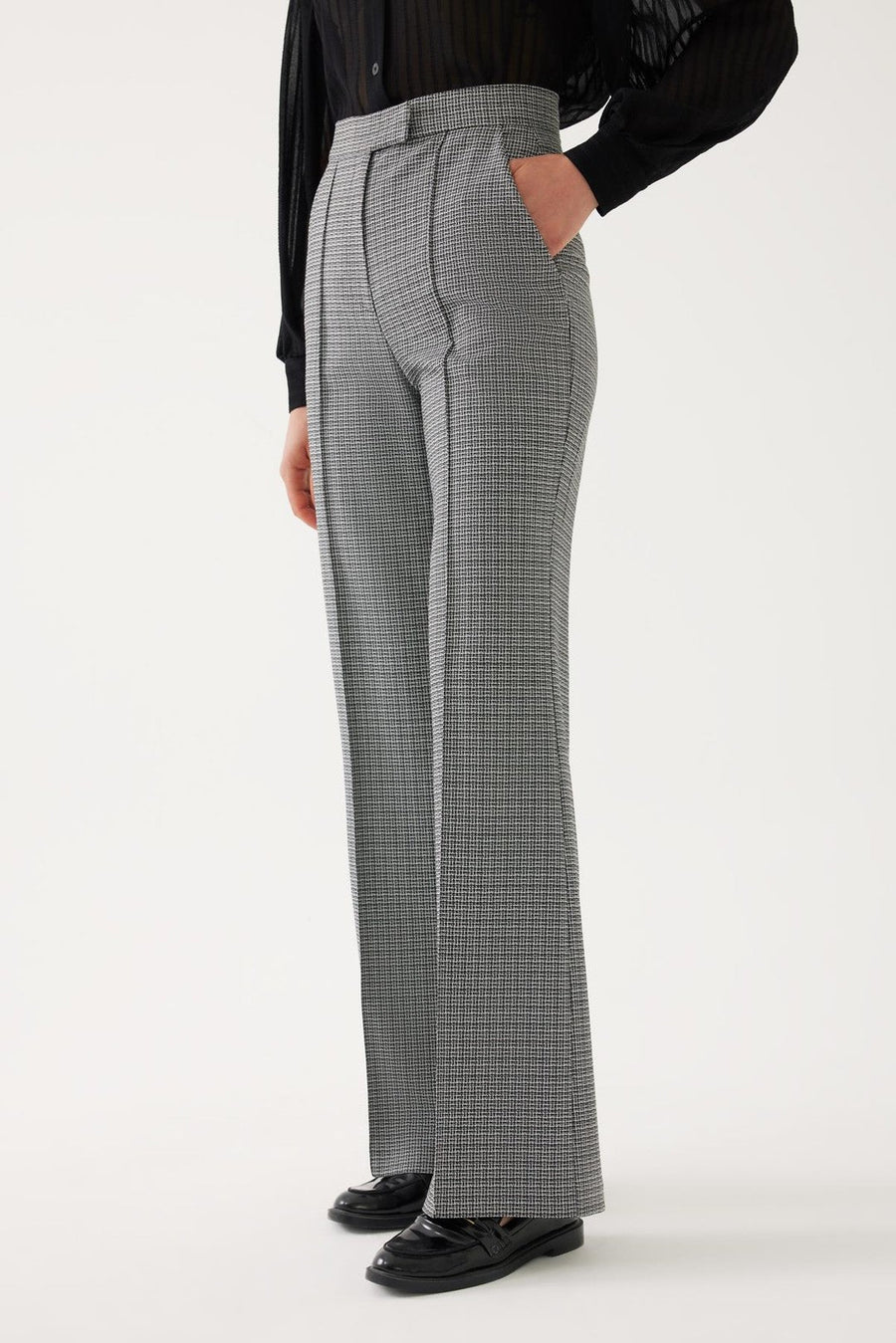 Black And Bone Patterned Trousers With Waist Detail