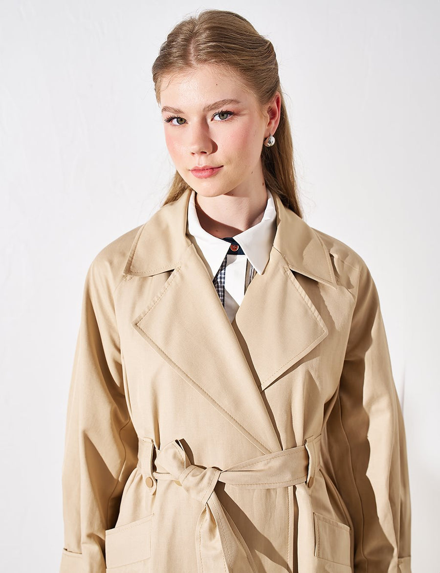 Wide Lapel Trench Coat Beige