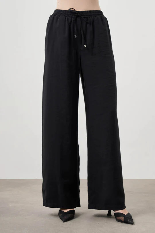 Mizalle Wide Leg Pants Black Apparel Black
