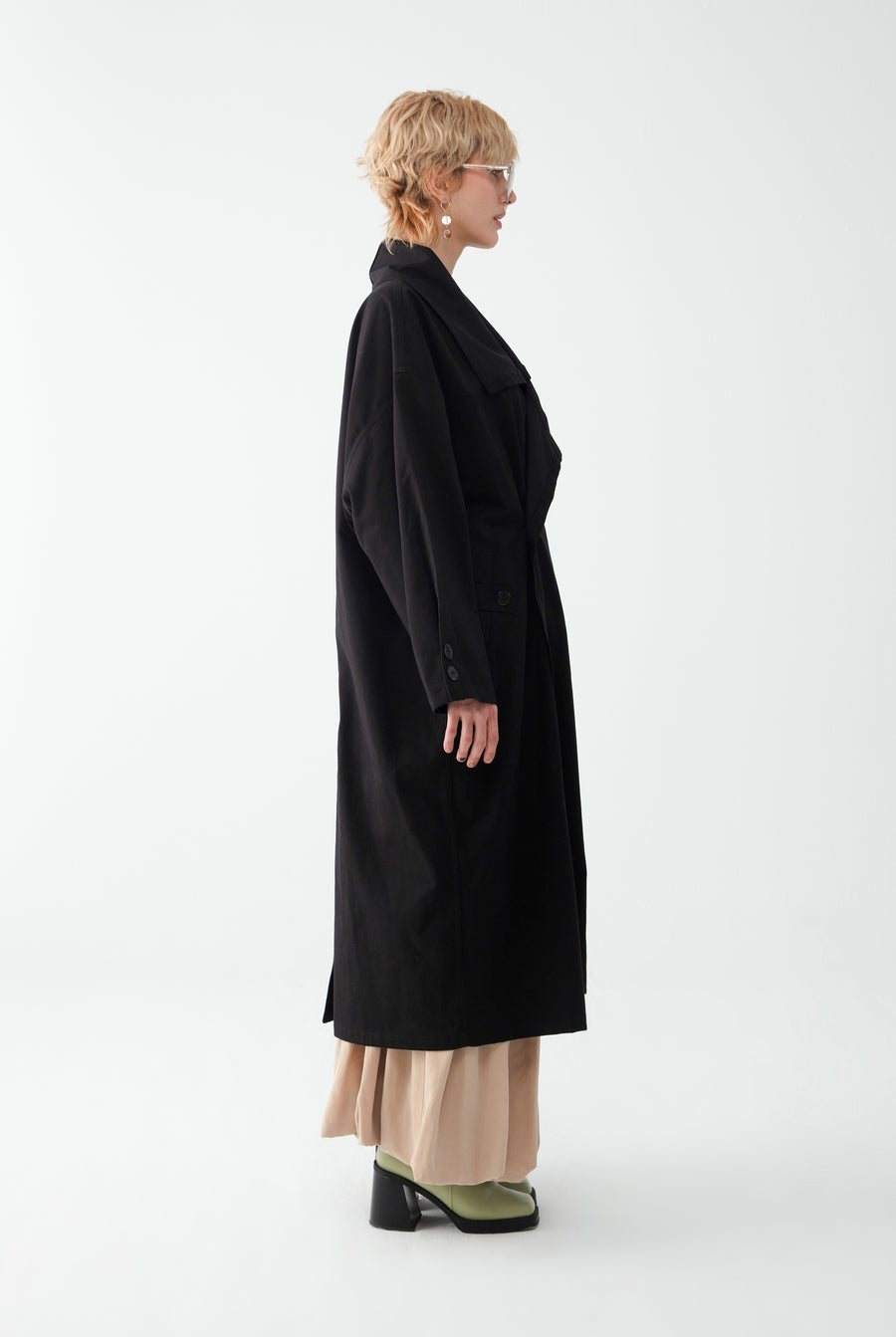 Black Shawl Collar Trench Coat | Porterist