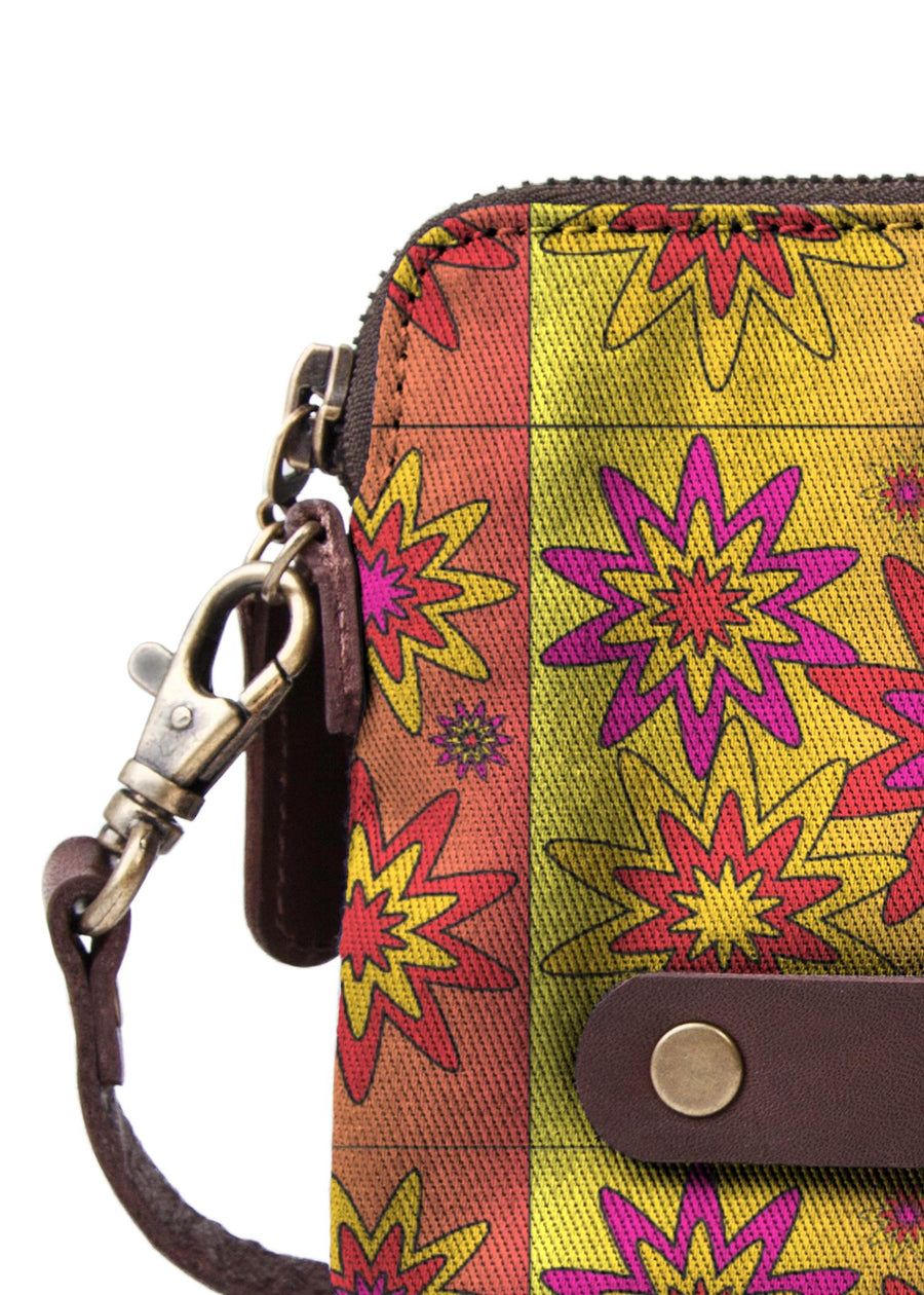 Blooming Happy - Bright © Clutch Bag