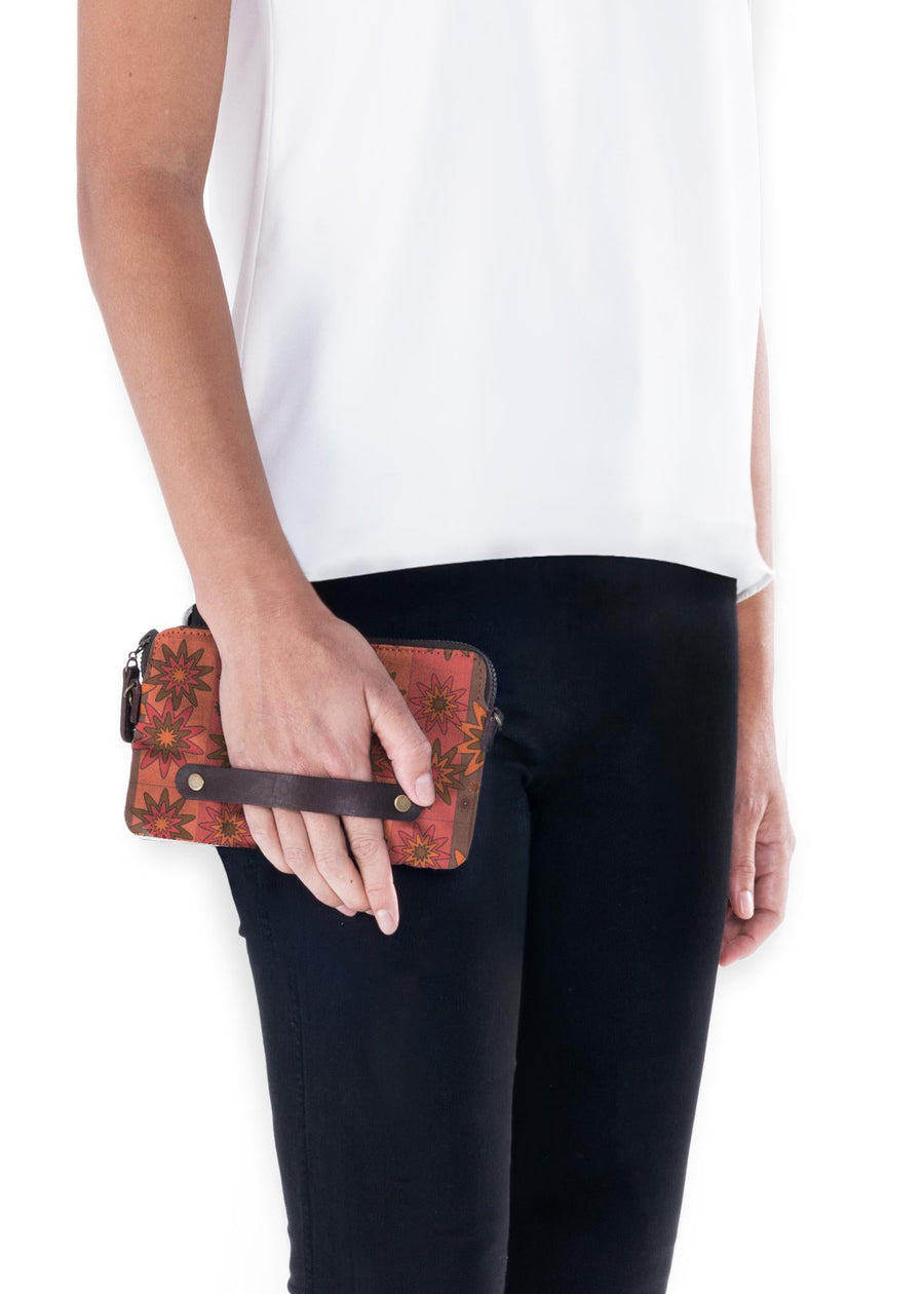 Blooming Happy - Warm © Clutch Bag