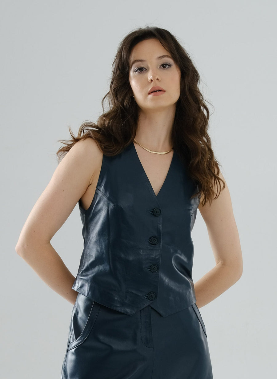 Classic Leather Vest – Petrol