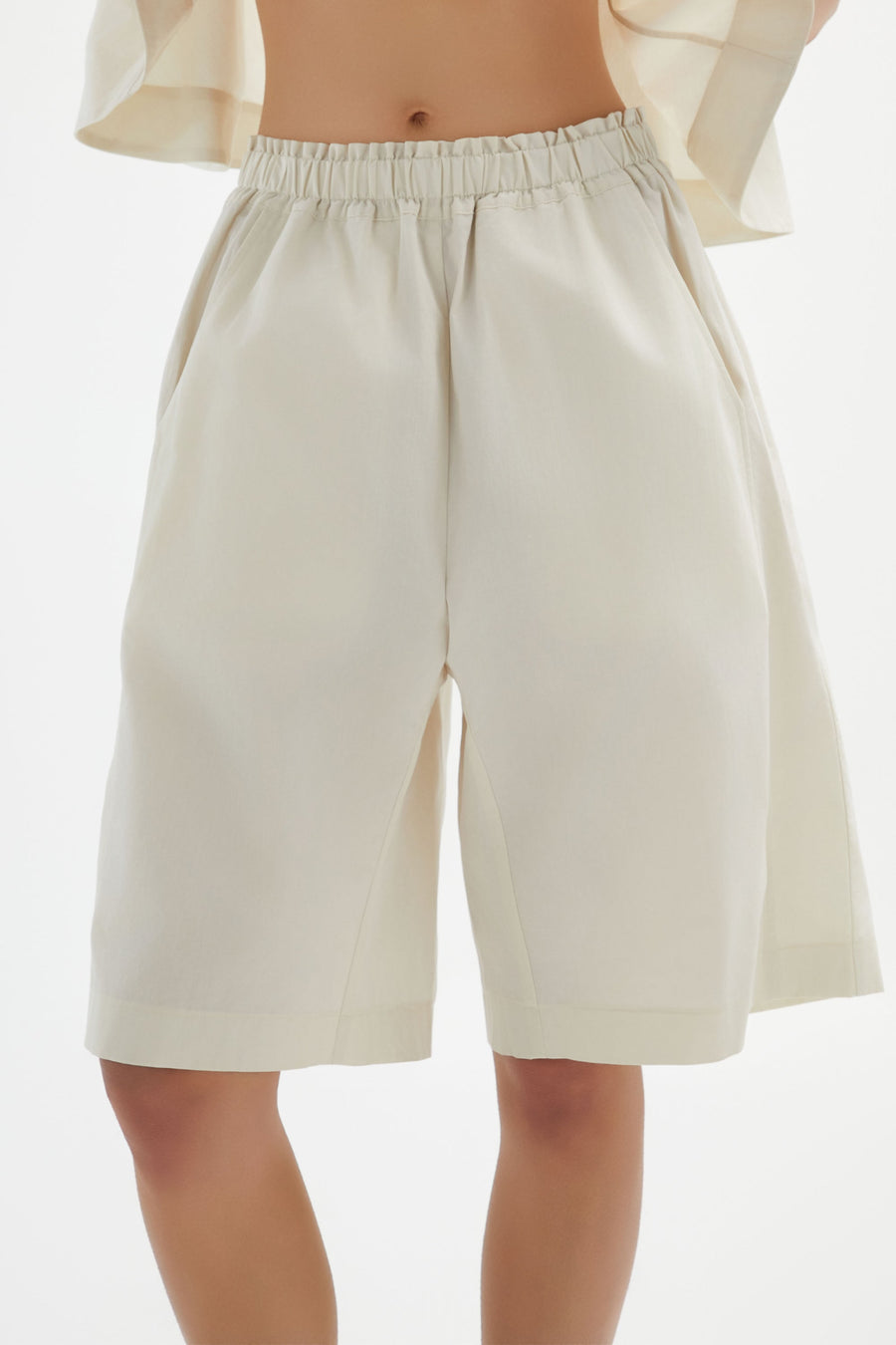 Dune Cream Shorts