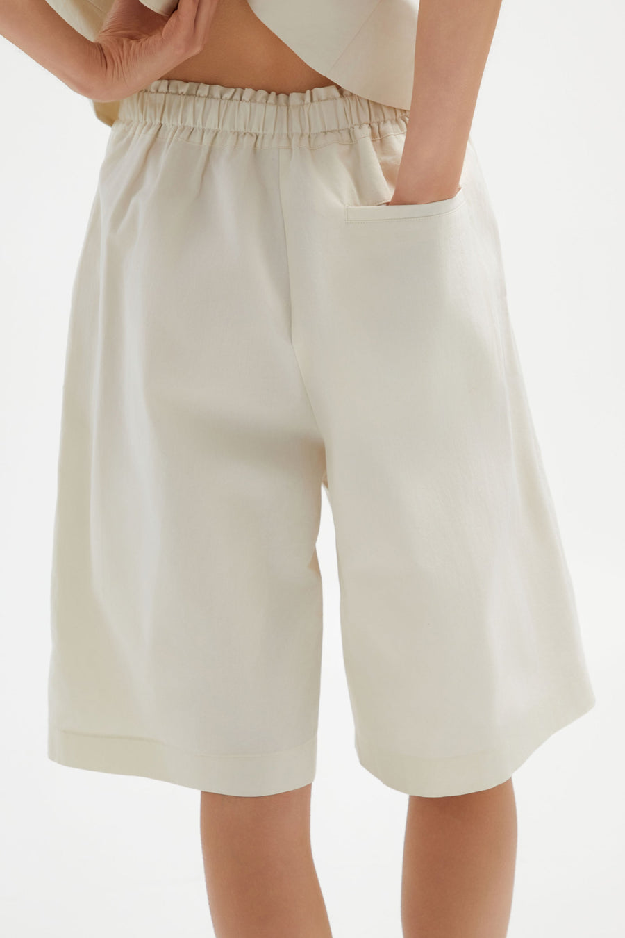 Dune Cream Shorts