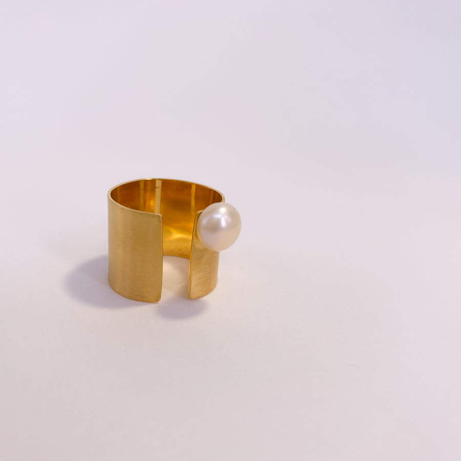 Minimal Pearl Ring | Porterist