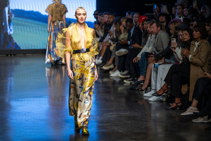 Blouse Transparent Gold