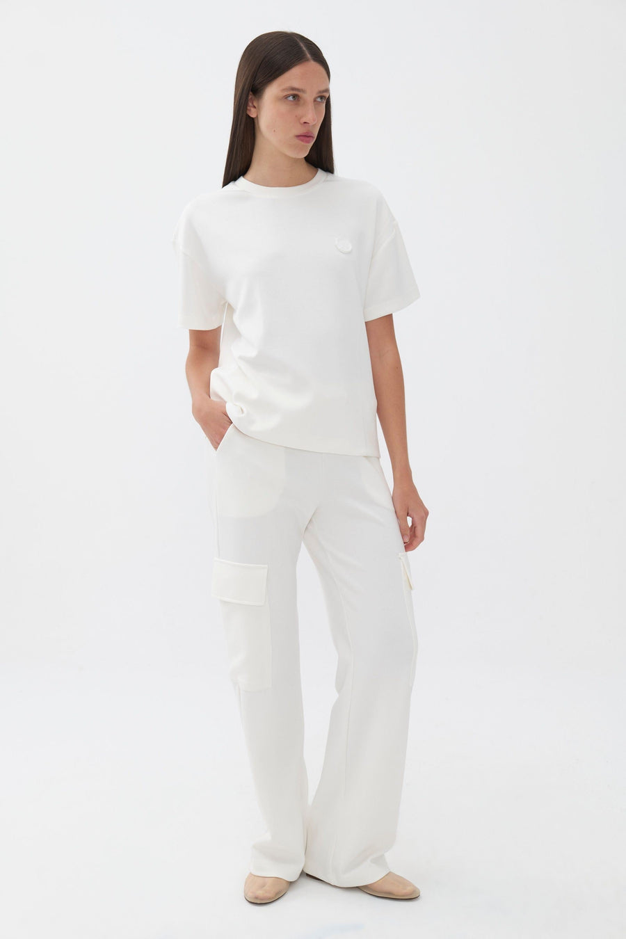 Ivory Logo Designed Basic T-shirt