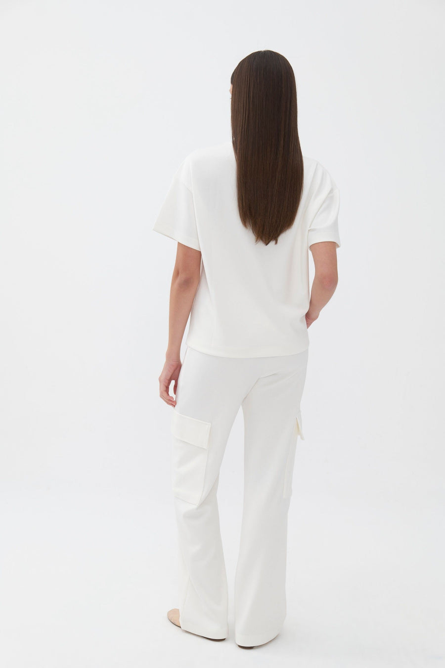 Ivory Logo Designed Basic T-shirt