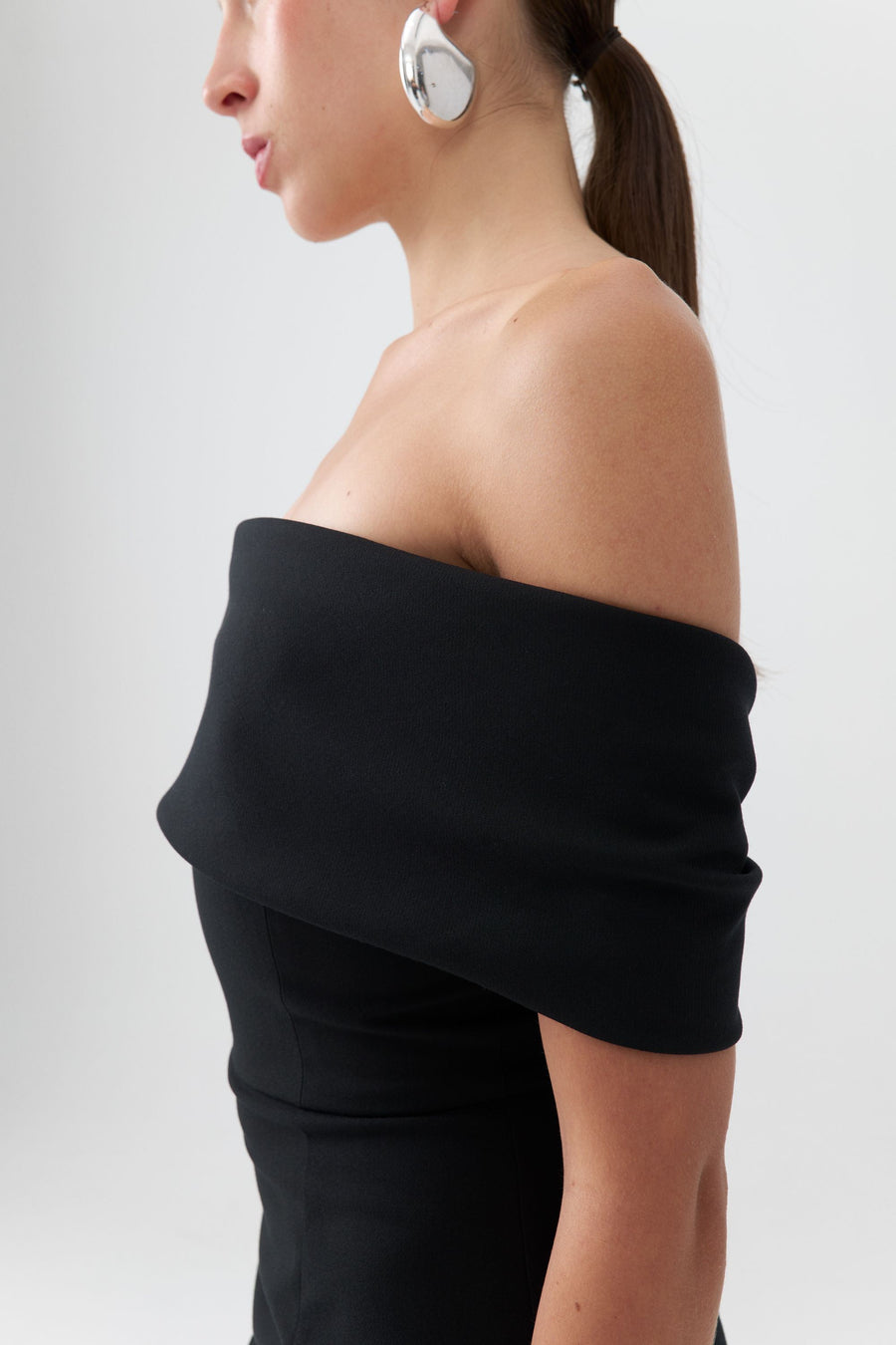 Black Off-The-Shoulder Midi Dress