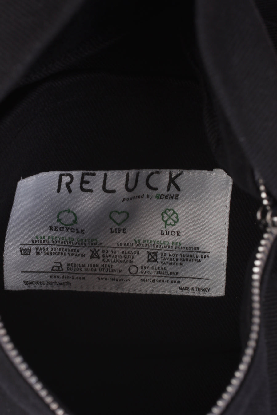 100% Recycled Fanny Bag Black | Porterist