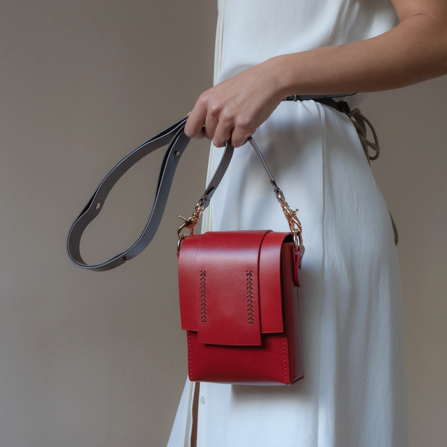 Tri Vertical Red Leather Shoulder Bag | Porterist