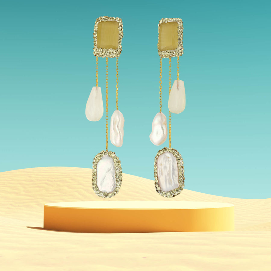 Daisy Pearl Earrings