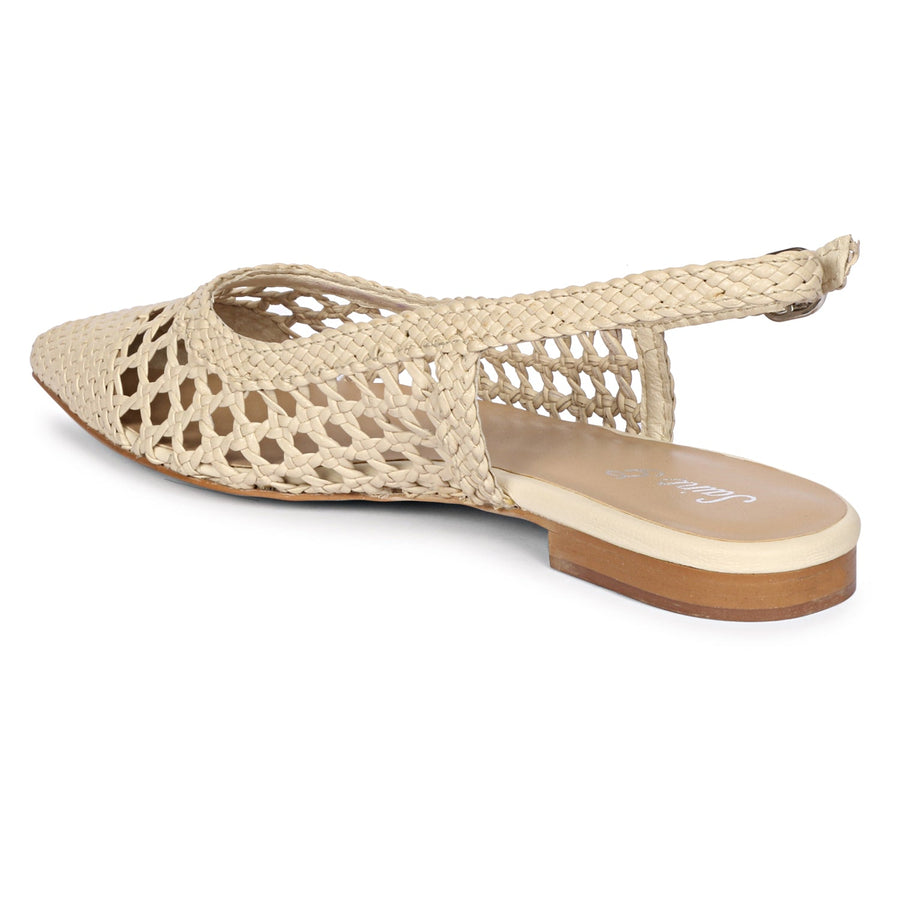Future Brands Group Ivory Chayya Flat   - Porterist 7