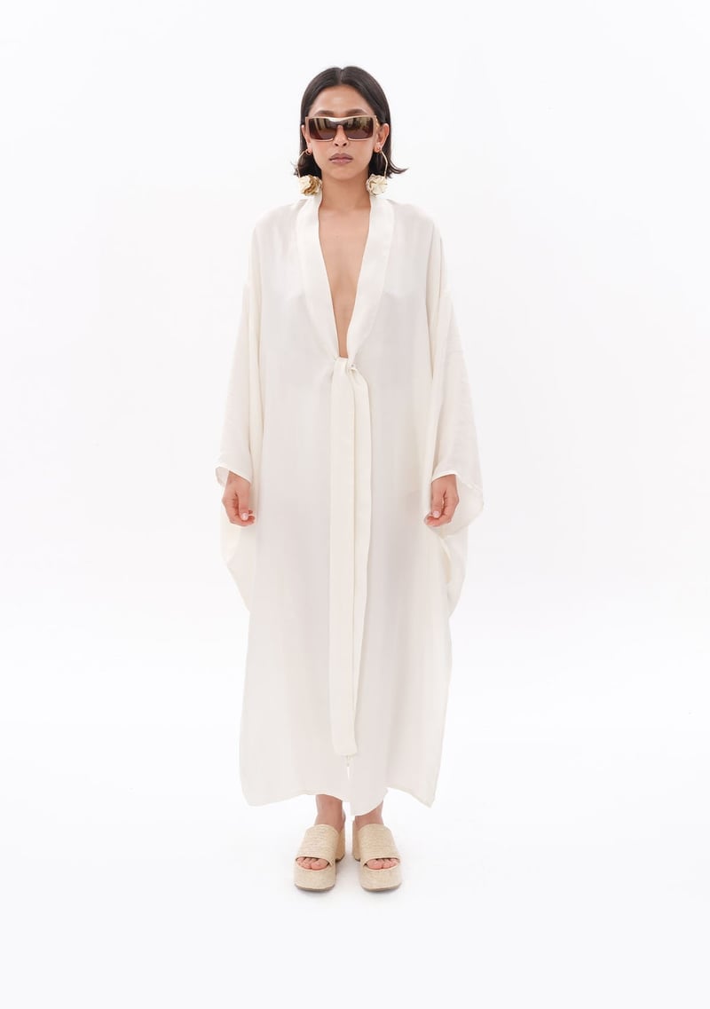 White Tencel Kimono  - Porterist 7