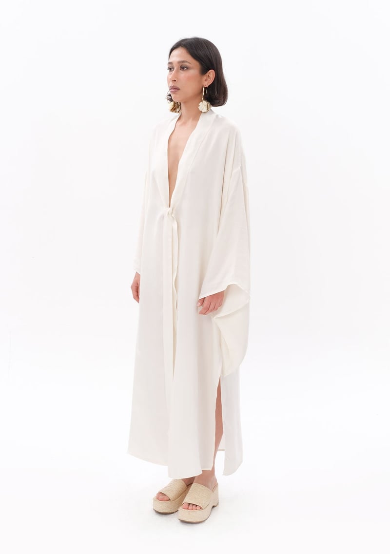 White Tencel Kimono  - Porterist 5