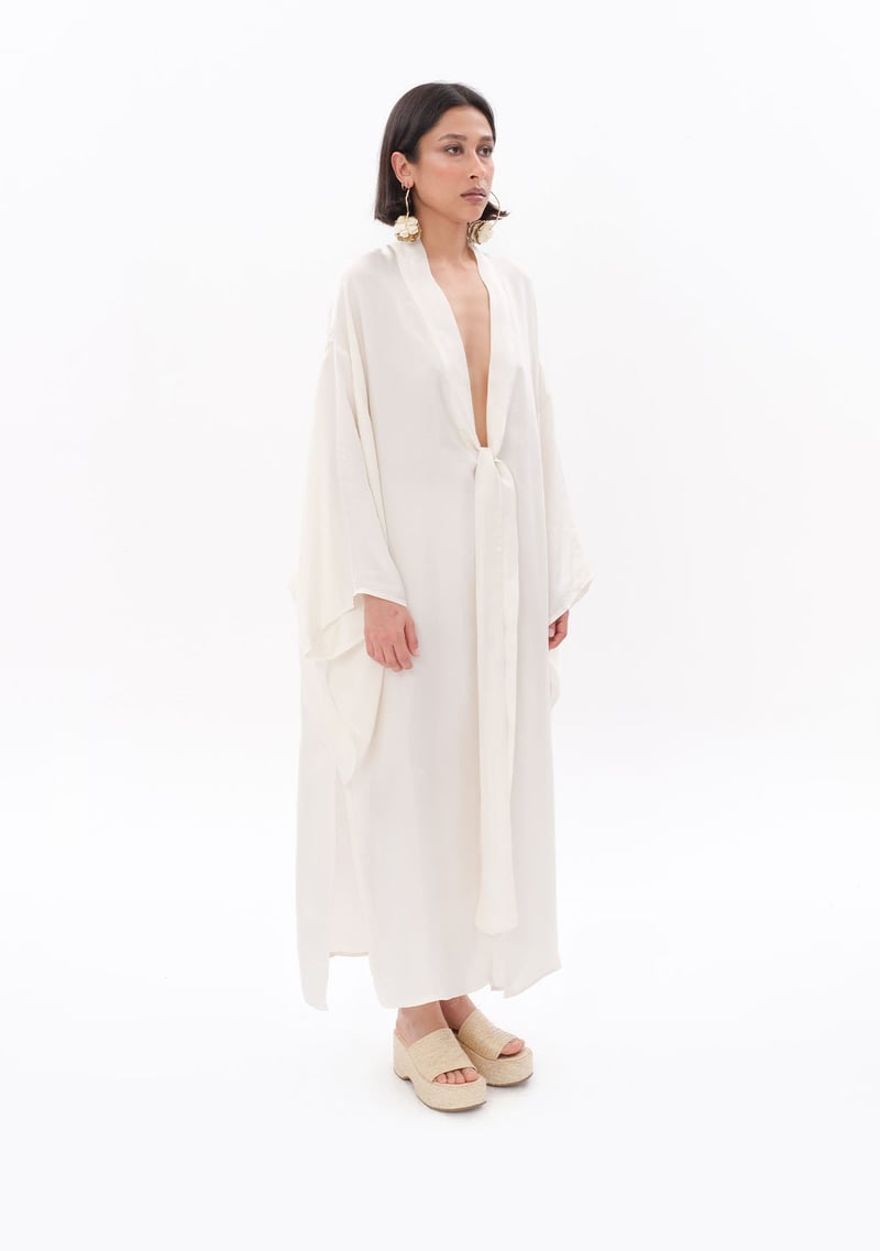 White Tencel Kimono  - Porterist 3