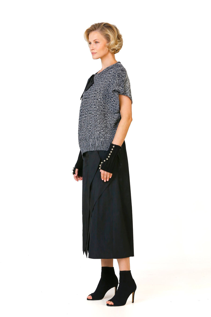 Ruched Shoulder Knit with Taffeta Detail Gray  - Porterist 4
