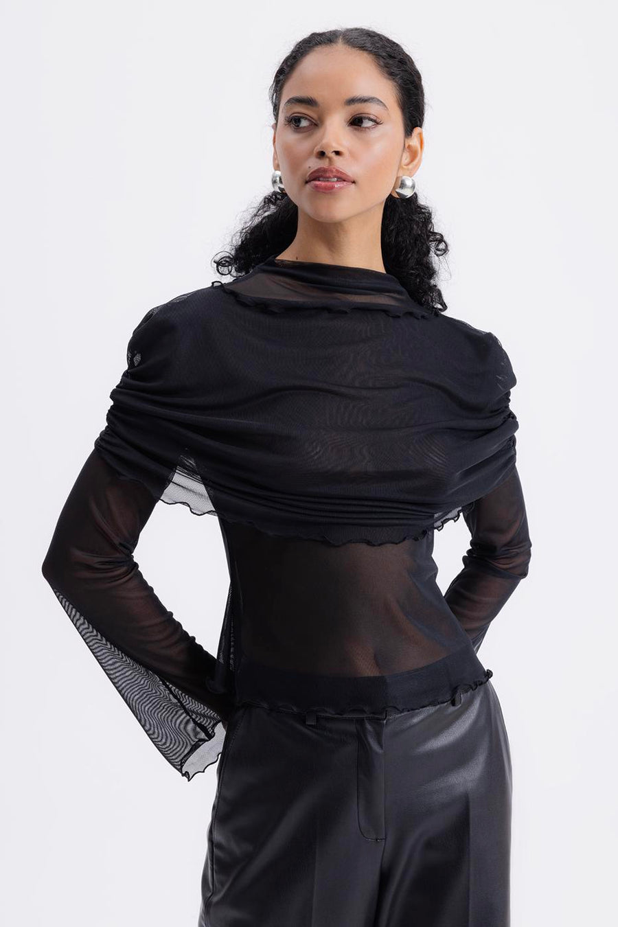 Black Tulle Cape Blouse  - Porterist 1