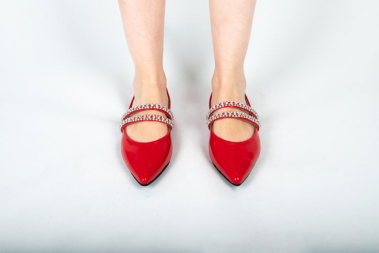 Scarlett Red Gem Flat - Porterist 3