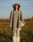 Cosmonaut Reversible Gray Teddy Poncho | Porterist