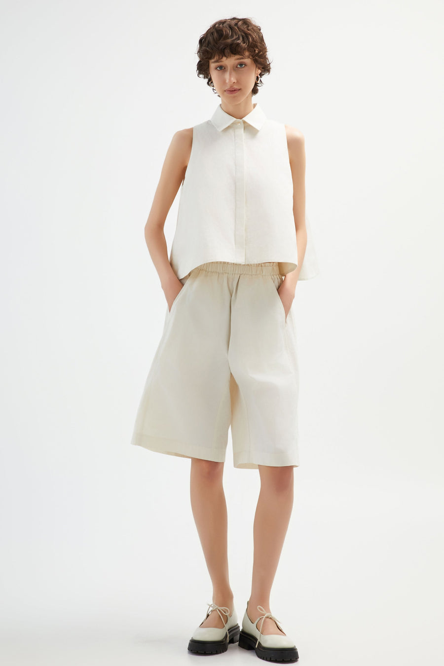Dune Cream Shorts