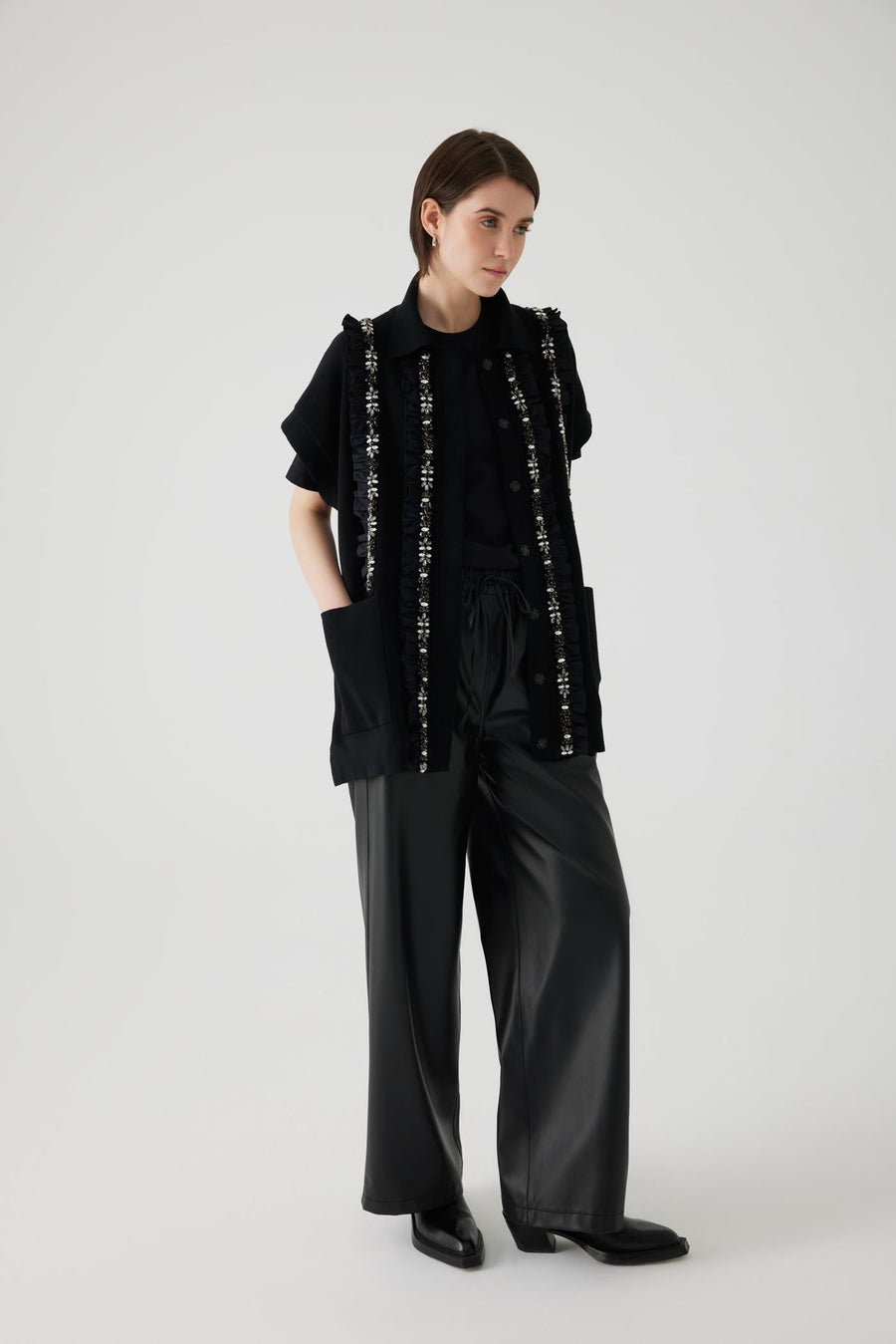 Exquise  Hand Embroidered Oversized Vest - Porterist 3