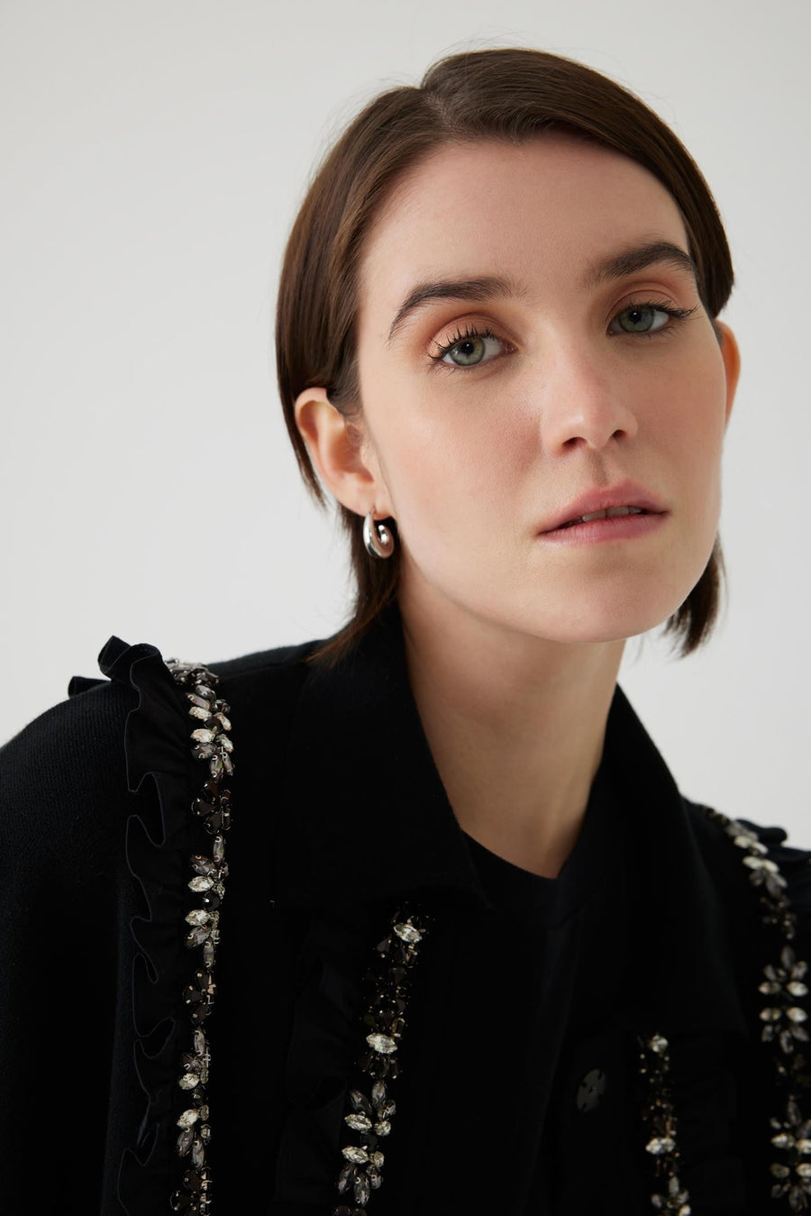Exquise  Hand Embroidered Oversized Vest - Porterist 4