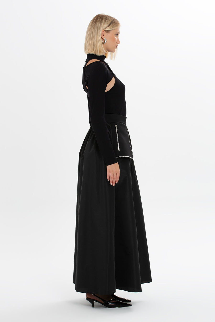 Belted Patch Pocket Embroidery Detail Long Skirt Black