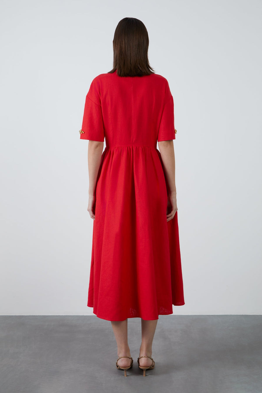 Gizia Midi Length Linen Red Dress With Gold Button Detail- Porterist 4