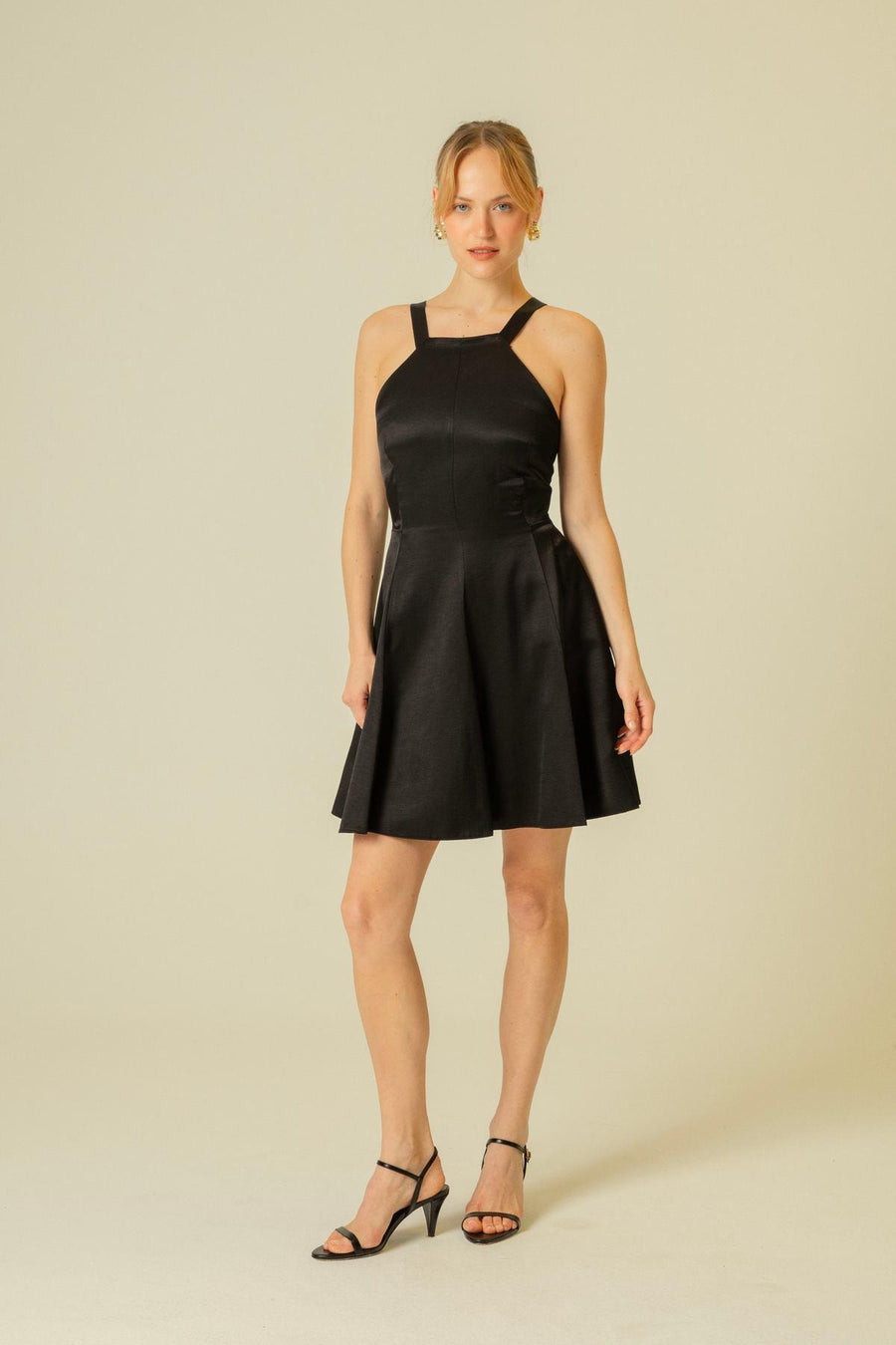RUE Les Createurs Black Short Dress with Thin Straps & Pockets - Porterist 3