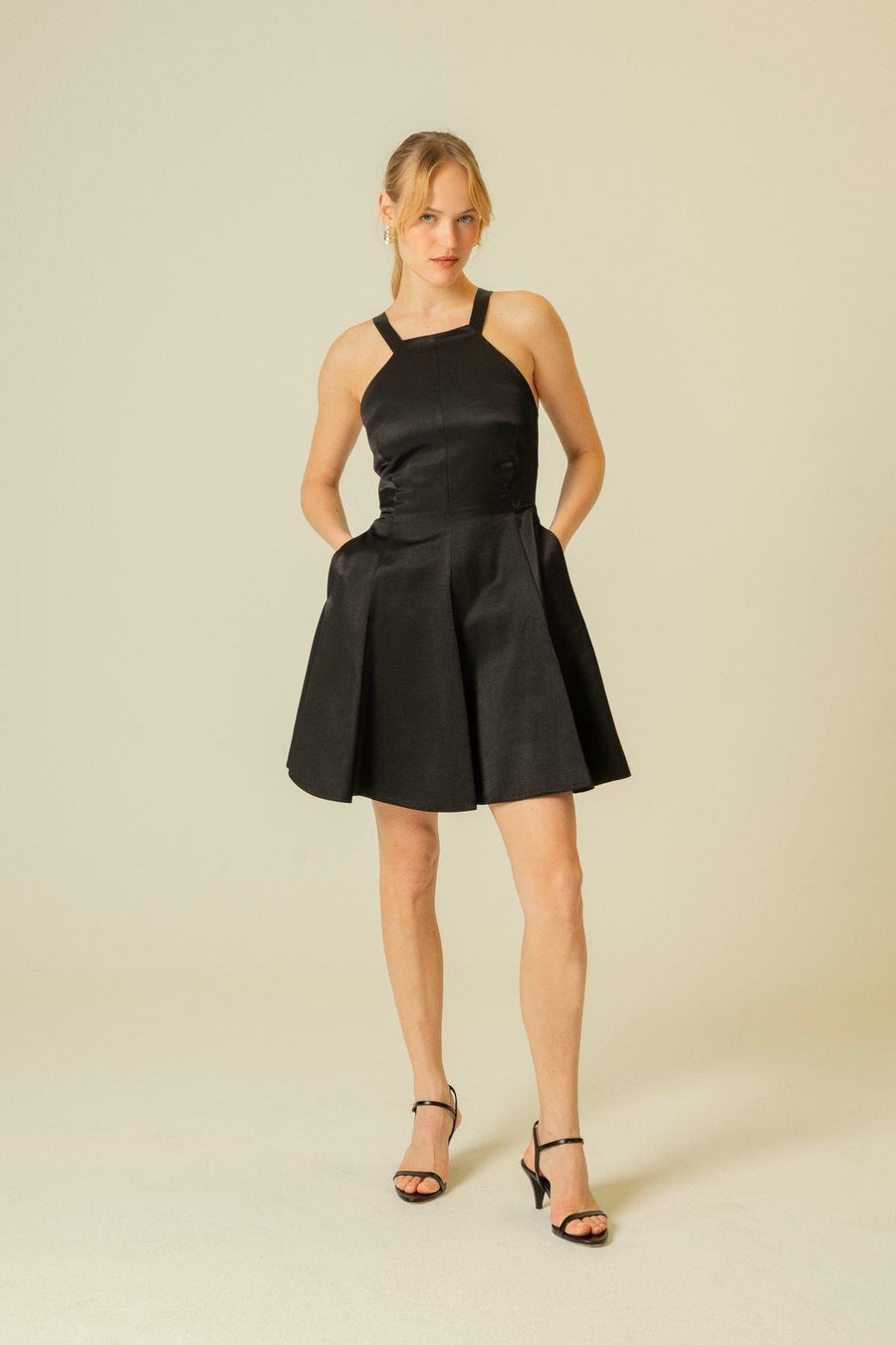 RUE Les Createurs Black Short Dress with Thin Straps & Pockets - Porterist 2