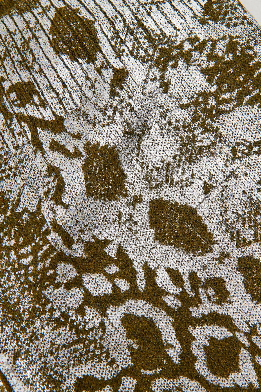 Shiny Snake Print Green Knitted Sweater | Porterist