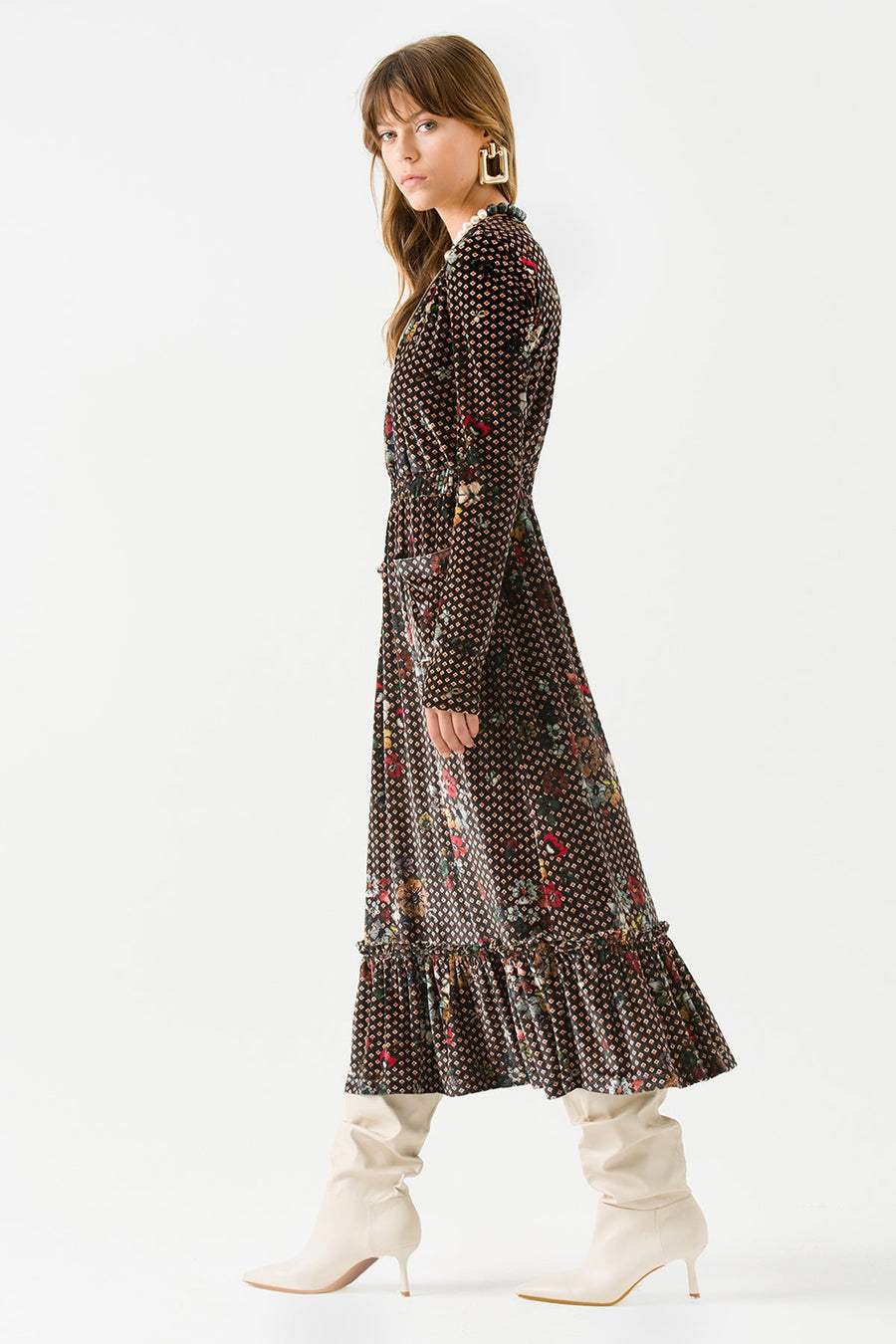 Velvet Midi Dress with Large Pockets Pattern