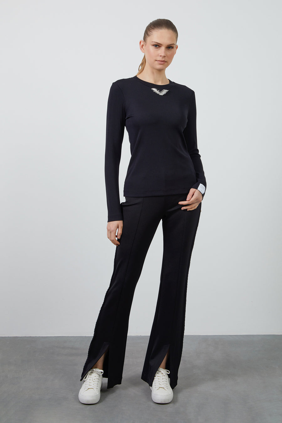 Sleeve End Label Detailed Collar Black Blouse With Stone Fınal Item - Porterist 2