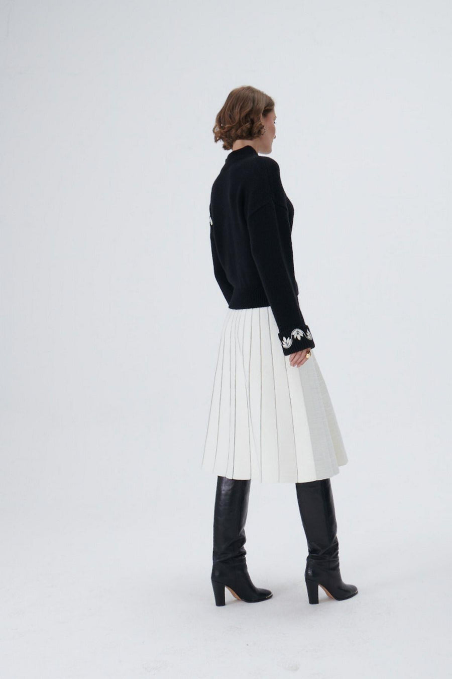 Contrast Floral Embroidered Woolen Black Knitted Sweater Fınal Item - Porterist 5