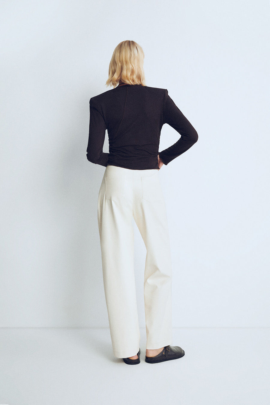 Liva Ecru Leather Pants - Porterist 2