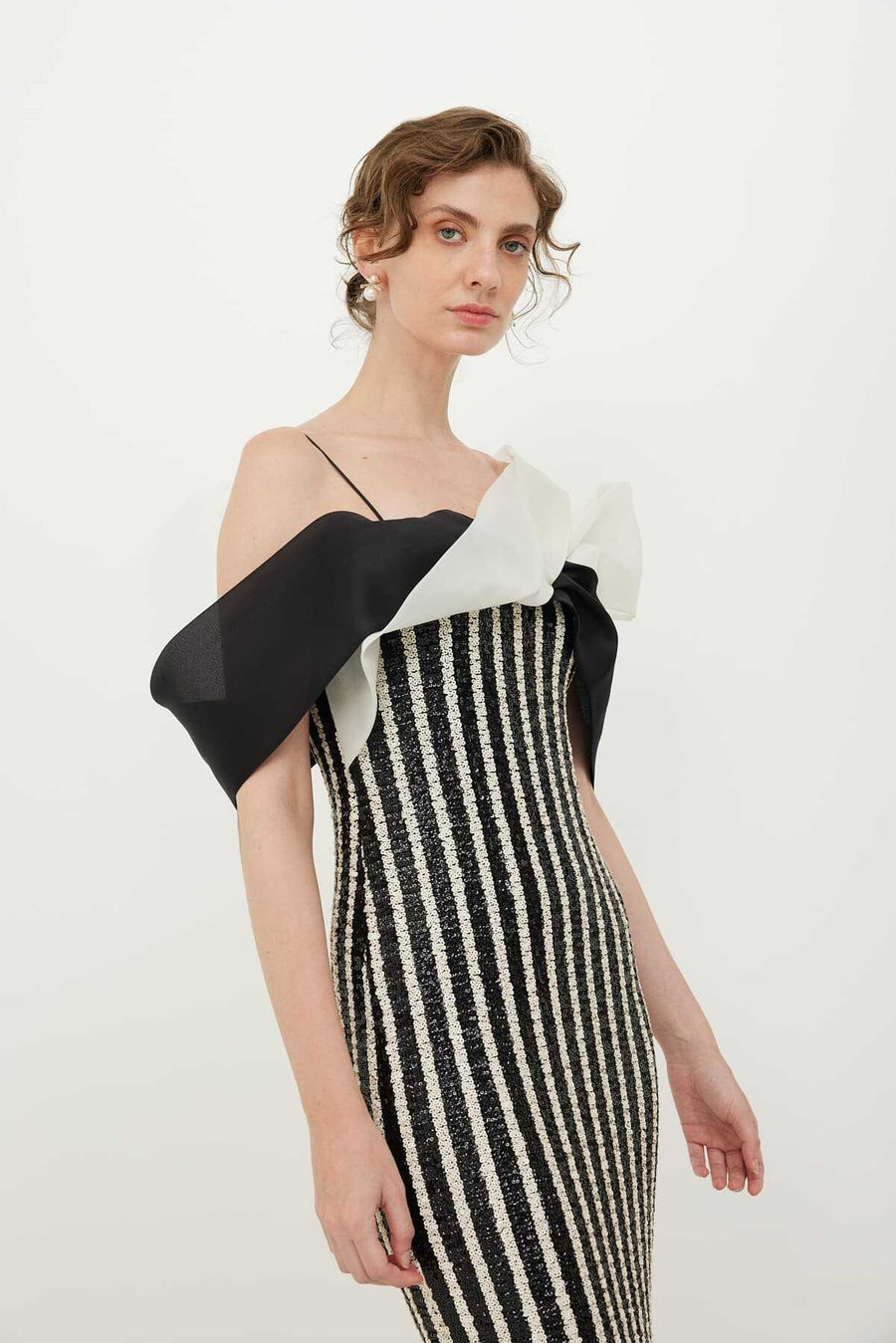 Detailed Midi Length Sequin Dress Standard Color  - Porterist 3