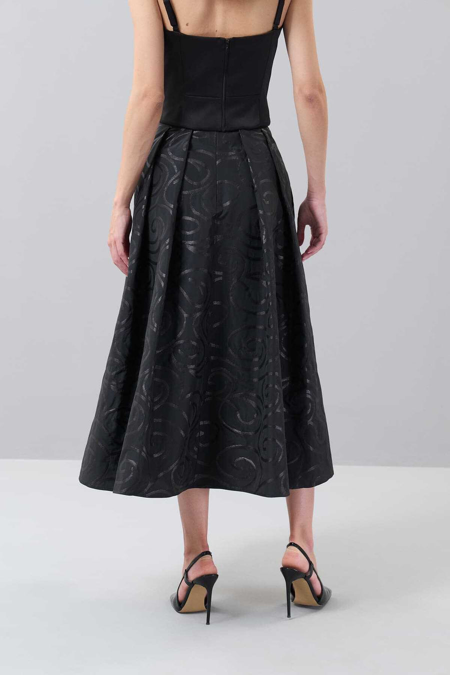 Midi Length Skirt with Pleated Slits Black  - Porterist 2