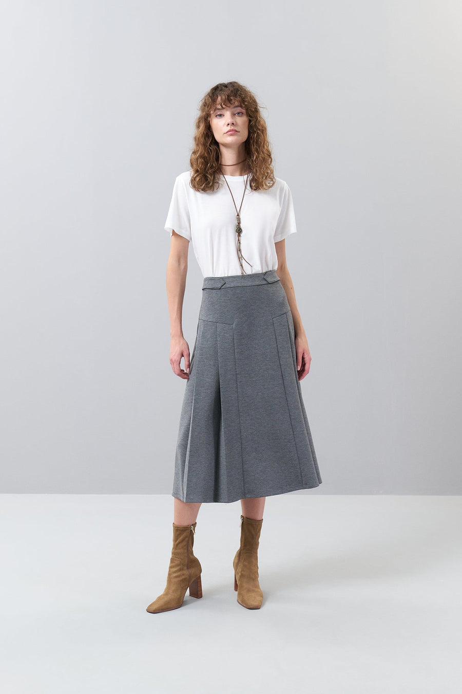 Pleated Midi Length Knitted Skirt Gray  -  Porterist 1