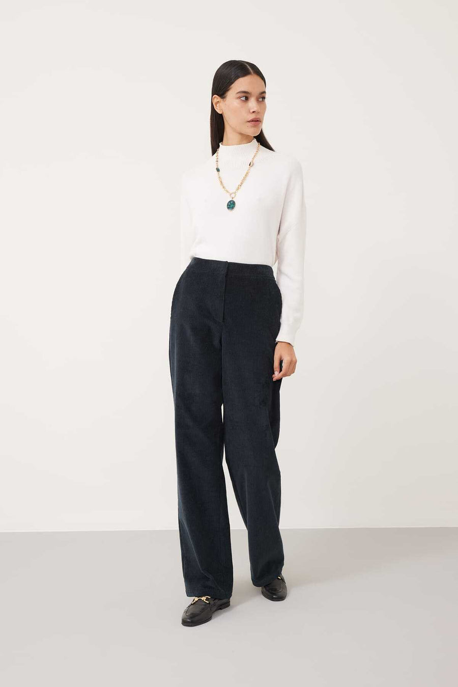 Straight Leg Velvet Trousers Navy Blue  - Porterist 1