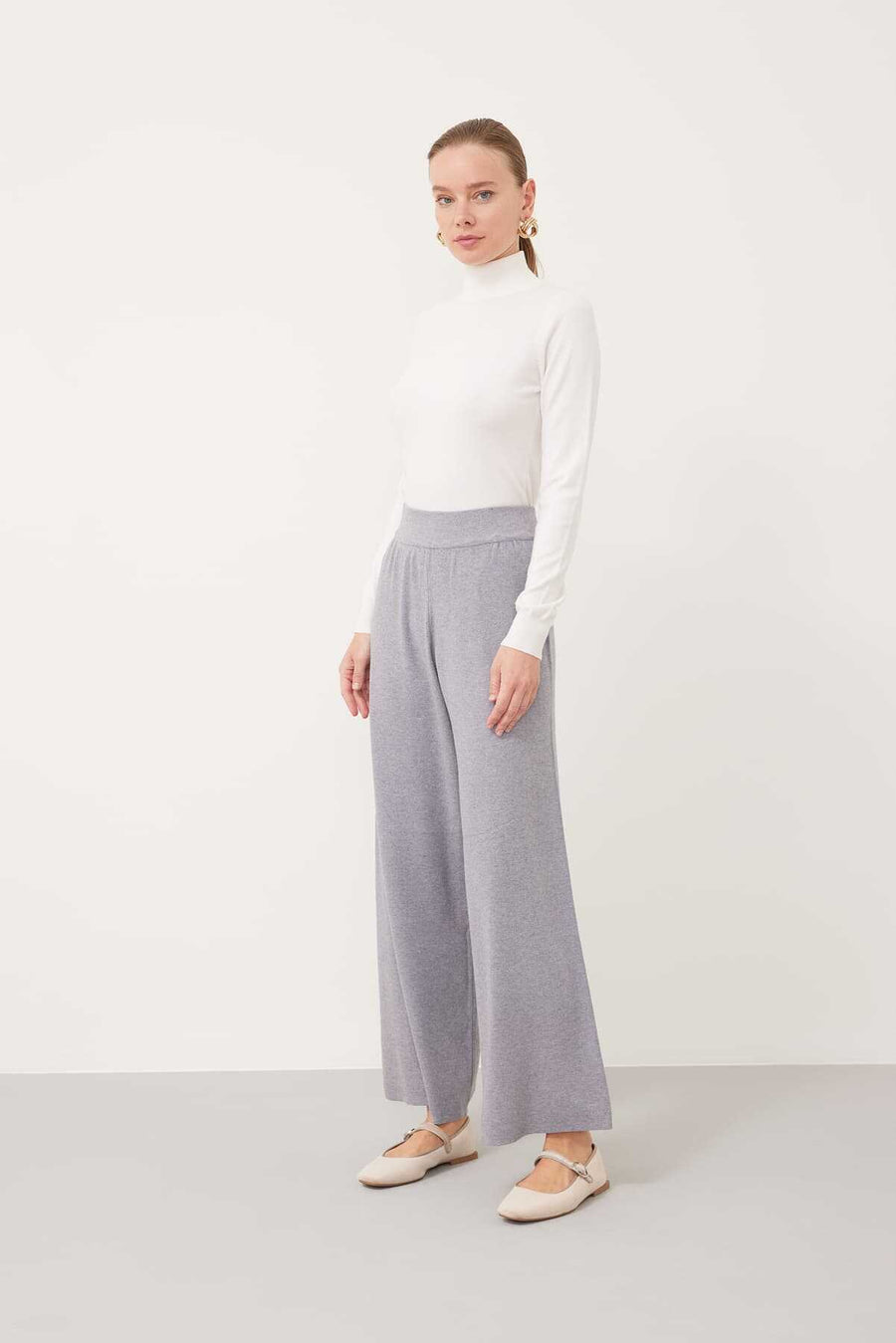 Wide Leg Elastic Waist Sweatpants Gray  - Porterist 1